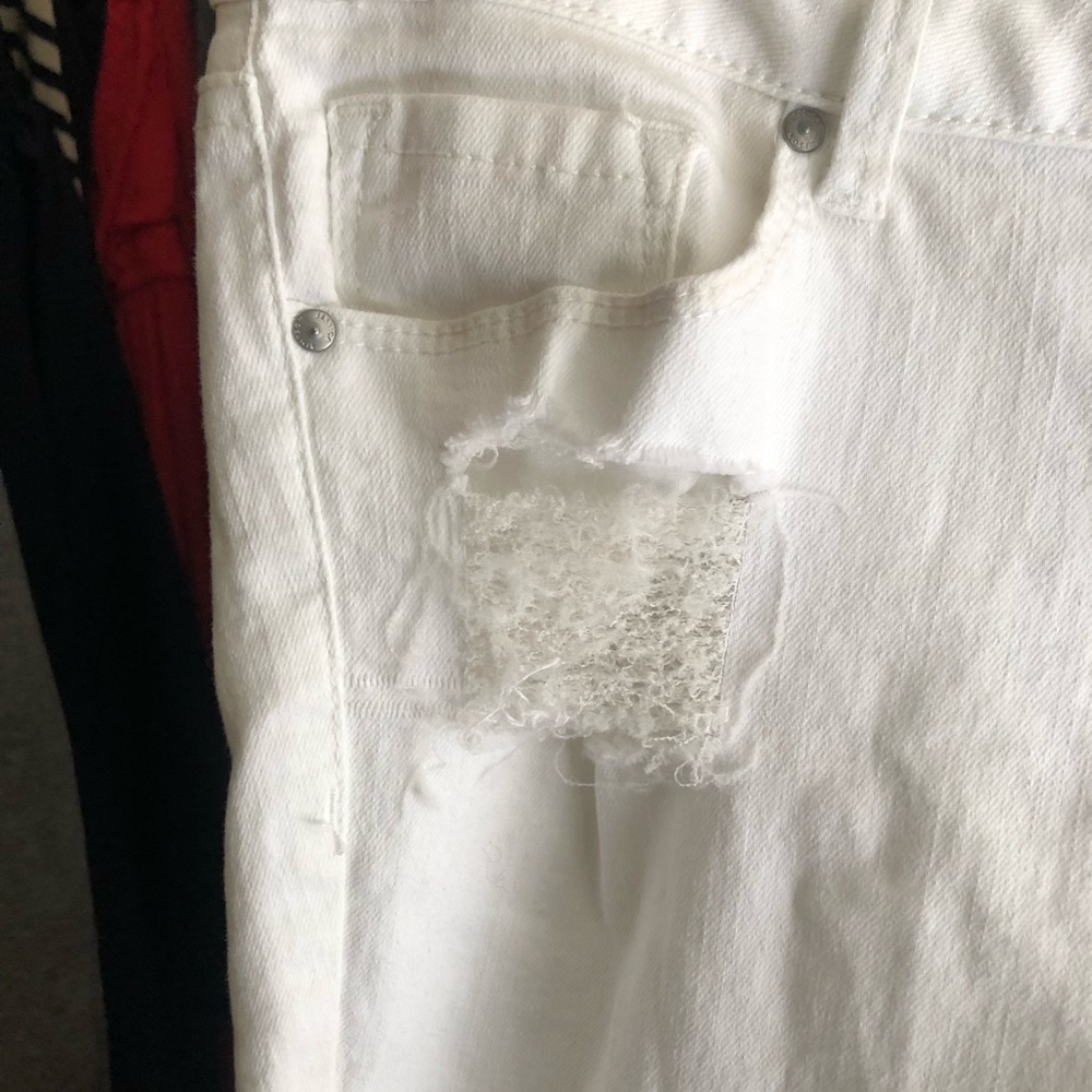 Cropped Ripped White Jeans! - Picture 2 of 7